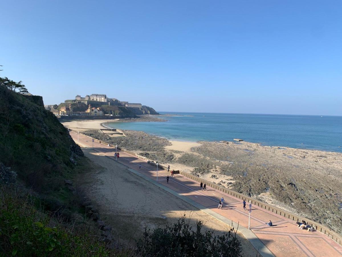 Appartement Villa Chausey, Vue Sur Le Port 그랑빌 외부 사진